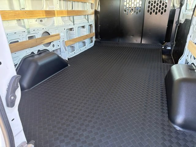 Certified 2025 Ford Transit 250 Low Roof w/ Exterior Upgrade Package RWD image 5