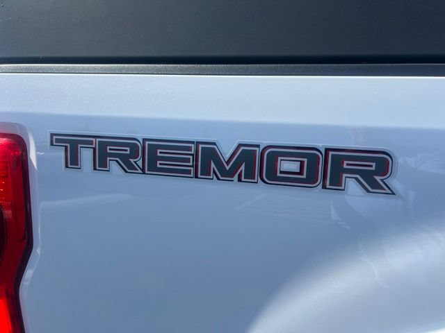 Certified 2022 Ford F350 Platinum w/ Tremor Off-Road Package AWD/4WD image 11
