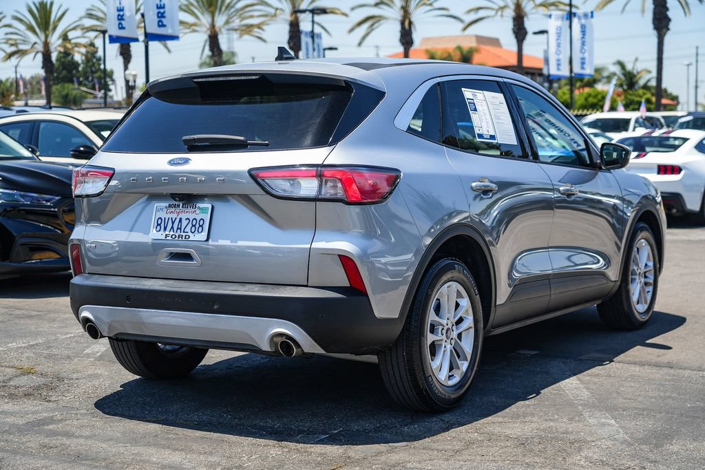 Certified 2021 Ford Escape SE FWD image 9