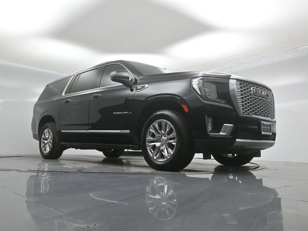 Used 2021 GMC Yukon XL Denali AWD/4WD image 46