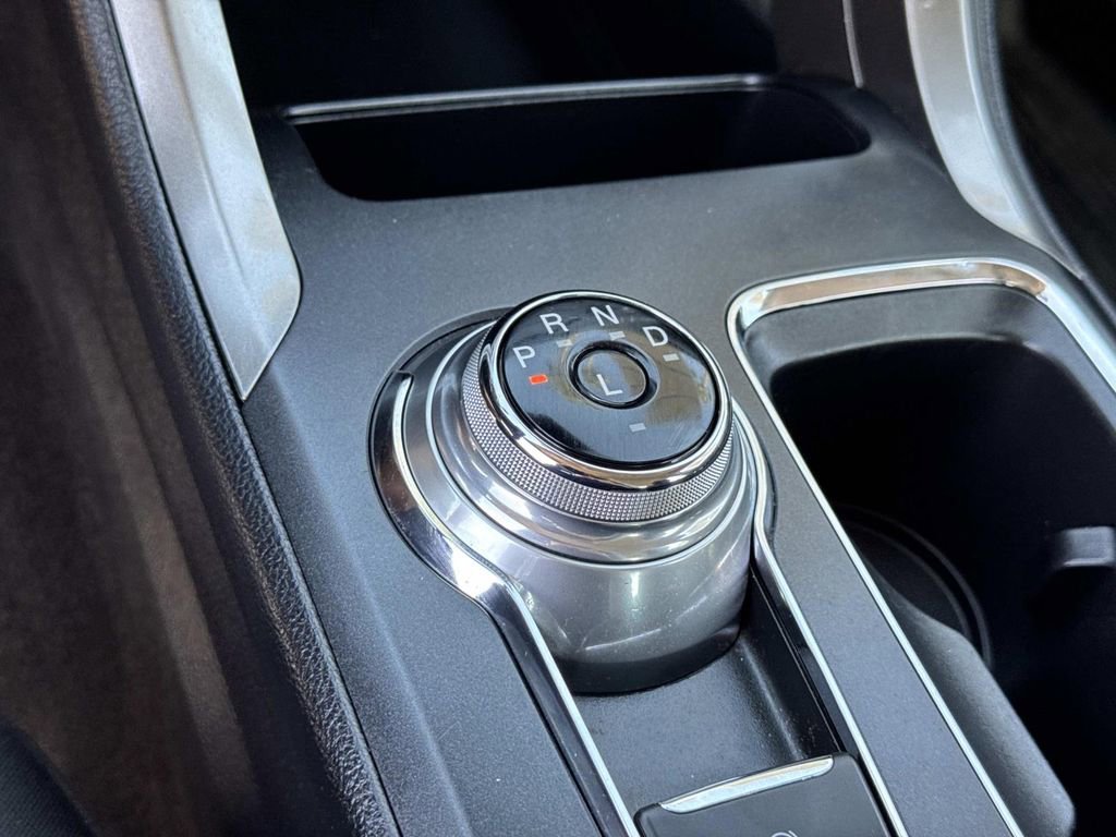 Certified 2019 Ford Fusion SE image 15