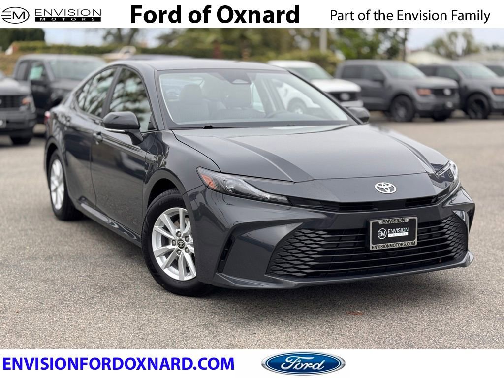 Used 2025 Toyota Camry LE FWD image 1