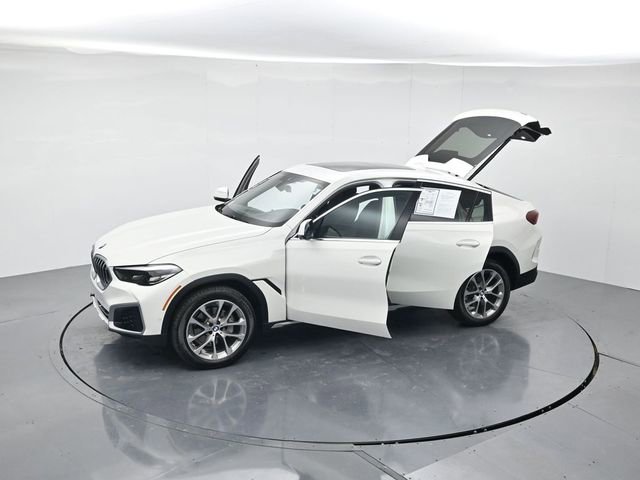 Used 2023 BMW X6 xDrive40i w/ Premium Package image 50