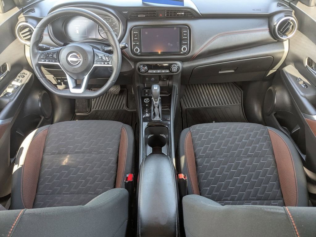 Used 2023 Nissan Kicks SR w/ Interior Electronics Package image 15