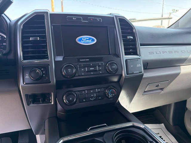 Certified 2022 Ford F250 XLT w/ Black Appearance Package AWD/4WD image 12