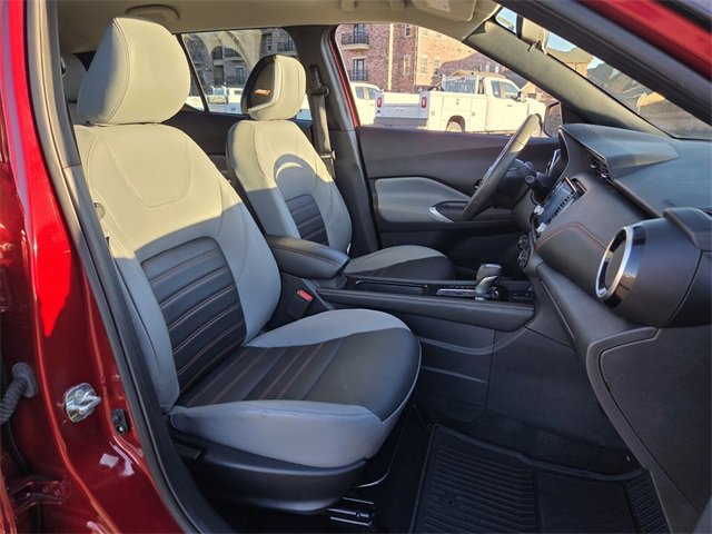 Used 2023 Nissan Kicks SR w/ SR Premium Package image 16
