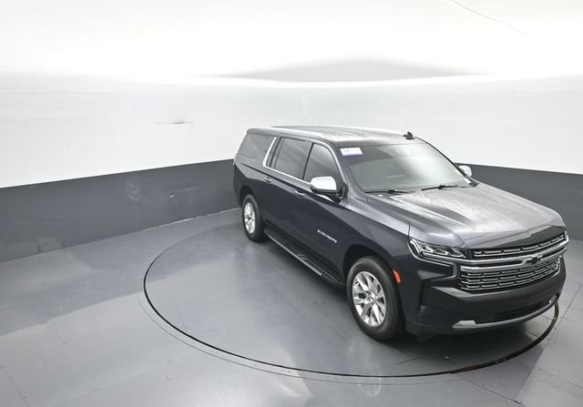 Used 2023 Chevrolet Suburban Premier AWD/4WD image 26
