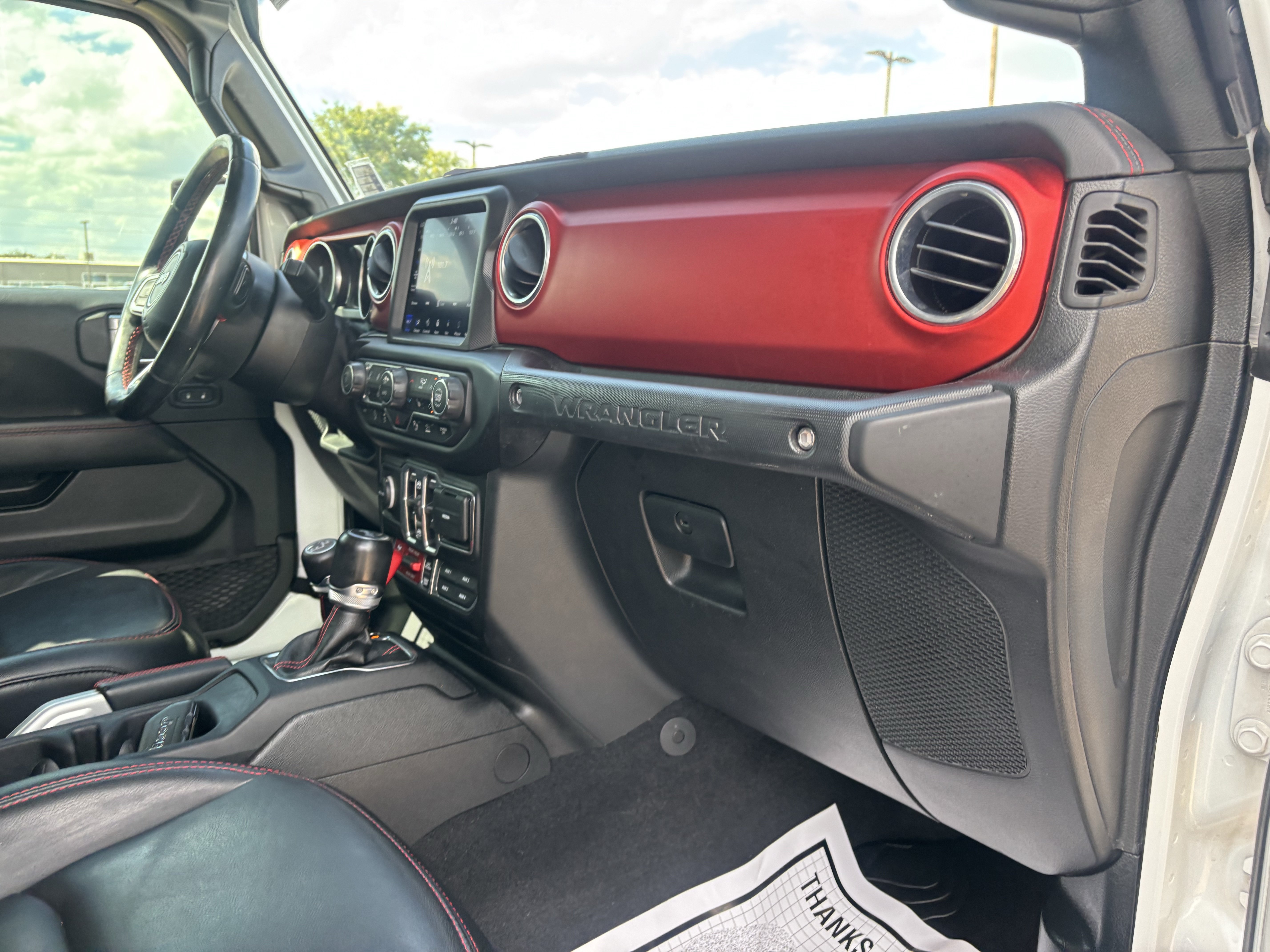 Used 2021 Jeep Wrangler Unlimited Rubicon AWD/4WD image 25