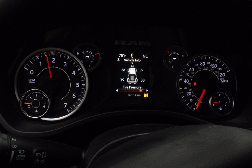 Used 2025 RAM 1500 Big Horn AWD/4WD image 26