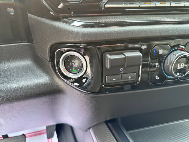 Used 2023 Chevrolet Silverado 1500 ZR2 AWD/4WD image 19