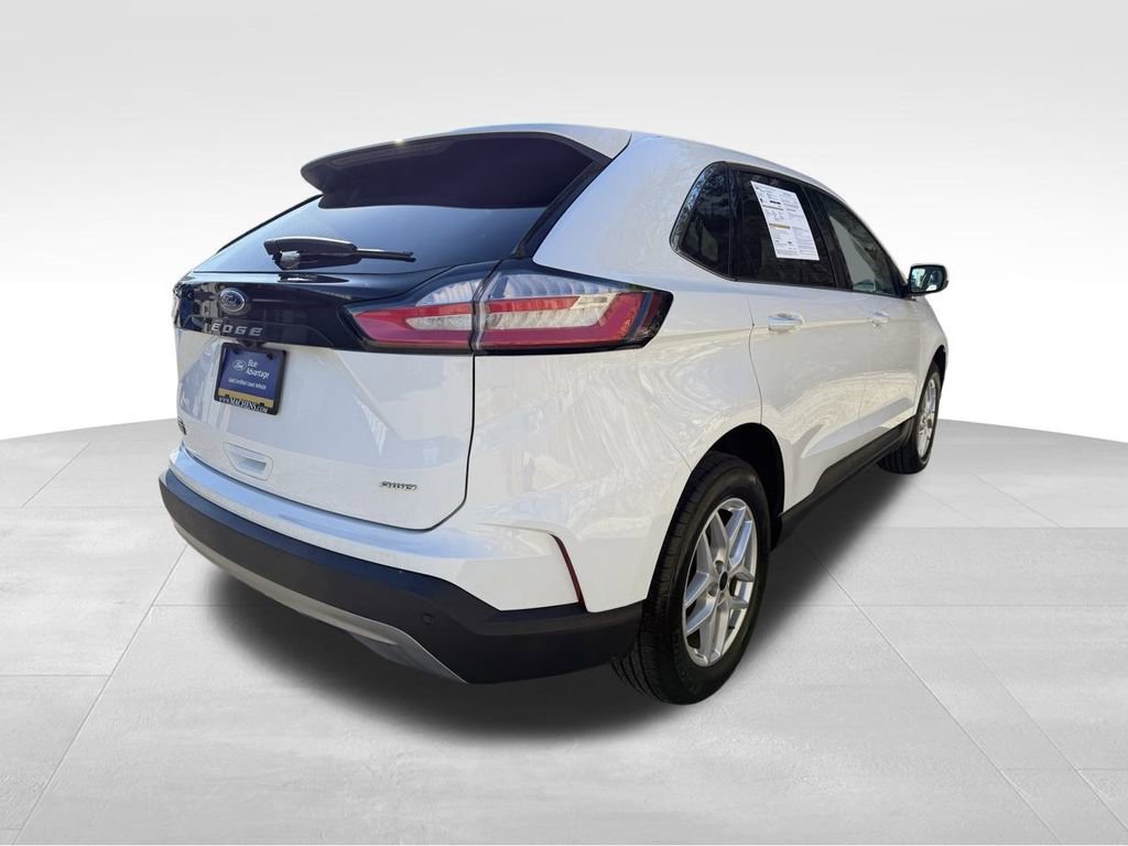 Certified 2023 Ford Edge SEL w/ Convenience Package image 5