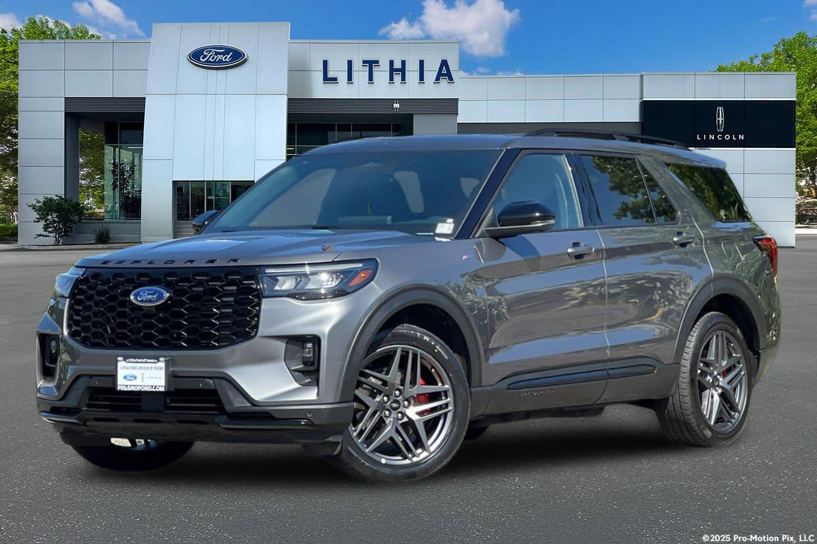 Certified 2025 Ford Explorer ST-Line w/ ST-Line Street Pack AWD/4WD image 1