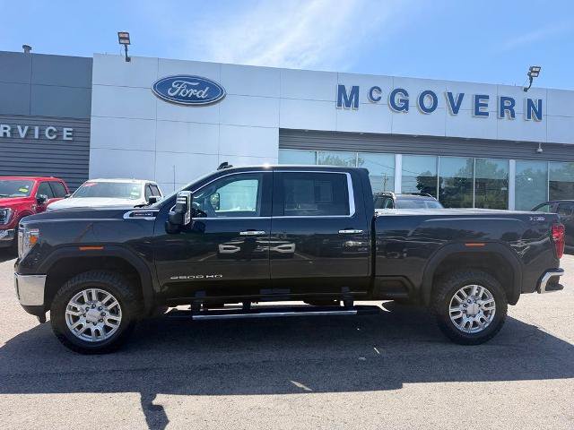 Used 2020 GMC Sierra 2500 SLT w/ SLT Premium Plus Package AWD/4WD image 3