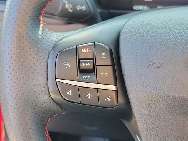 Certified 2024 Ford Escape ST-Line w/ Tech Pack #1 AWD/4WD image 15