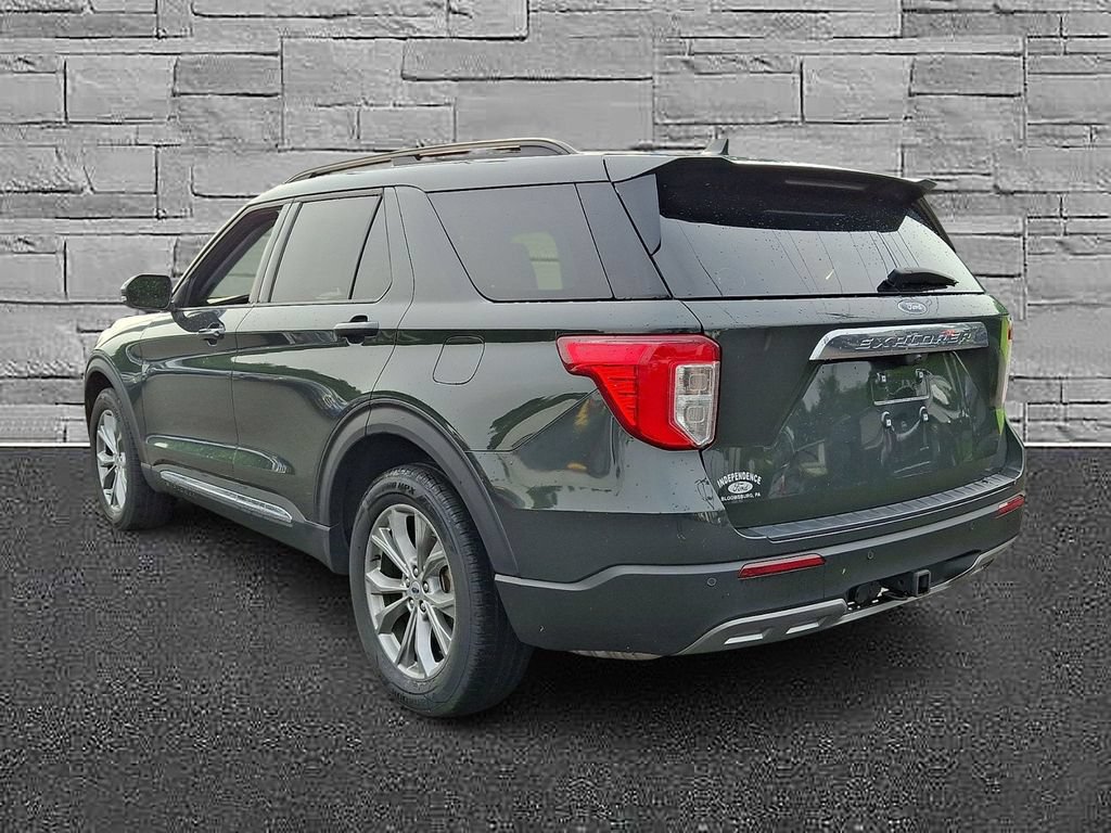 Certified 2024 Ford Explorer XLT w/ Equipment Group 202A AWD/4WD image 8