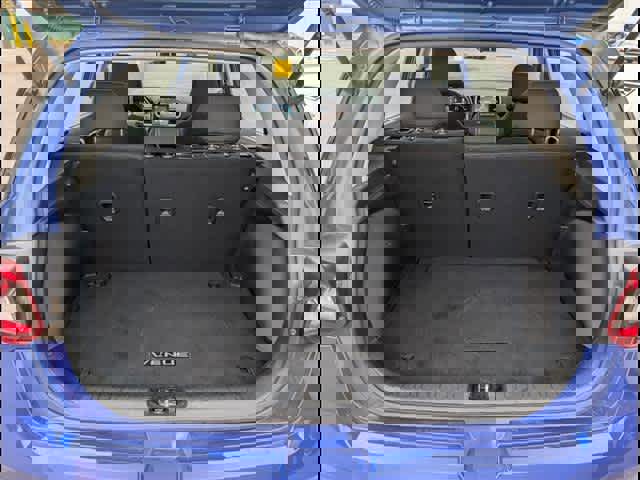 Used 2023 Hyundai Venue SEL image 20