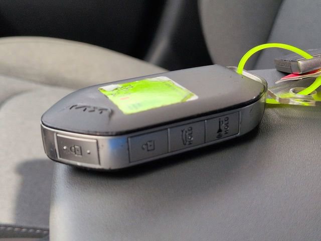 Used 2025 Kia K4 FWD image 36
