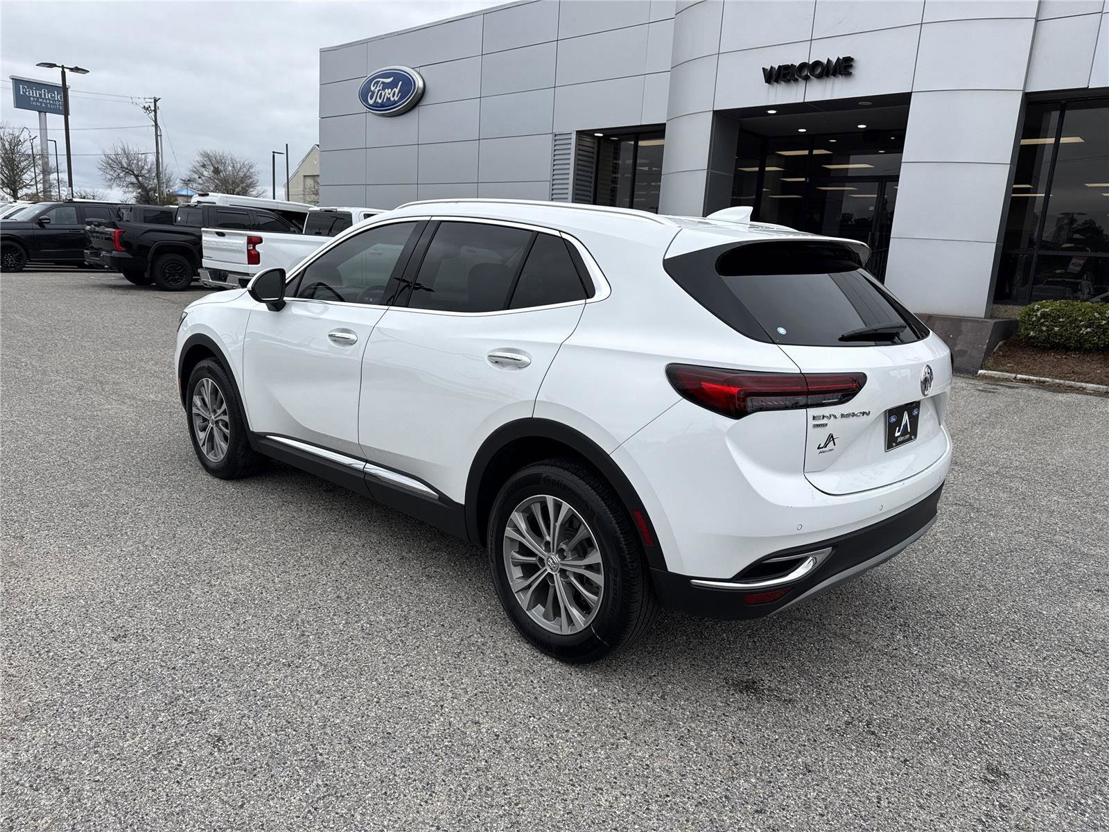 Used 2023 Buick Envision Preferred image 4