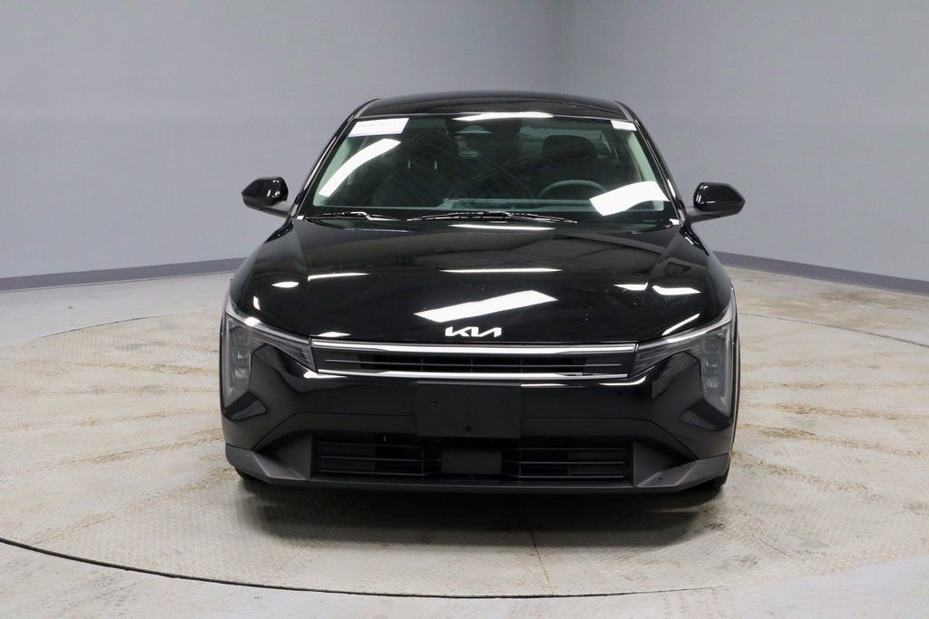 Used 2025 Kia K4 LXS image 8