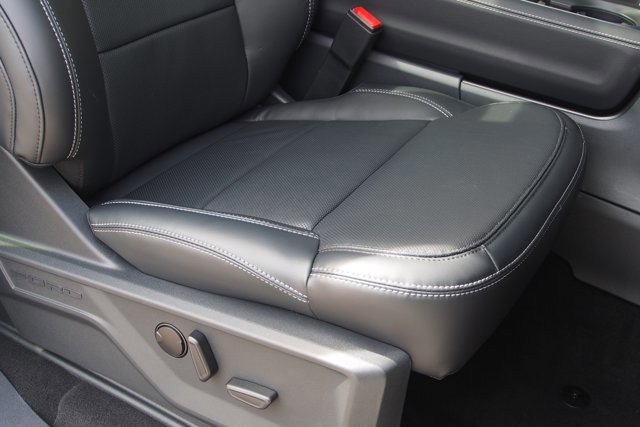 Certified 2025 Ford Expedition Max Platinum w/ Driver's Package image 12