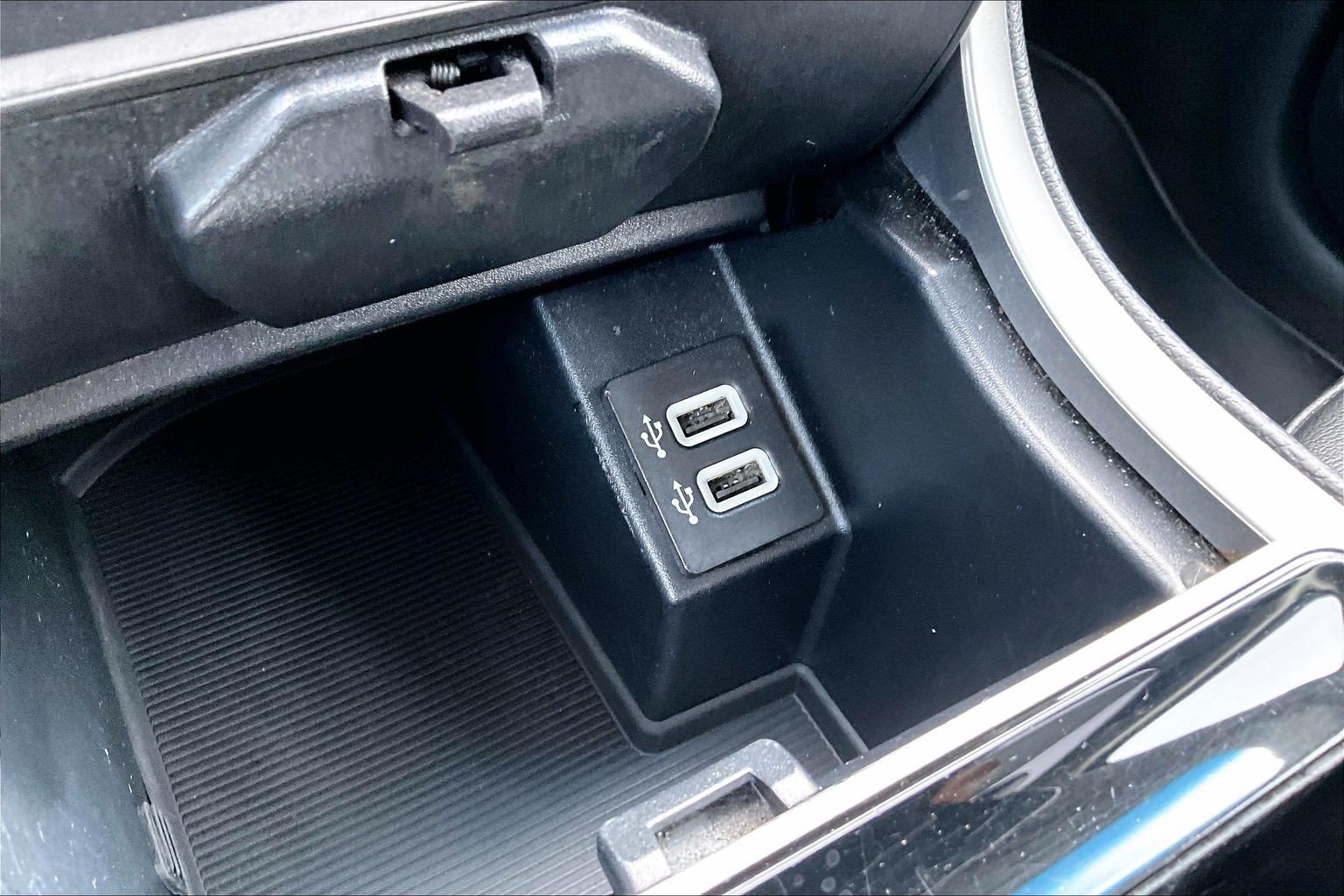 Certified 2019 Ford Edge SEL w/ Equipment Group 201A AWD/4WD image 16