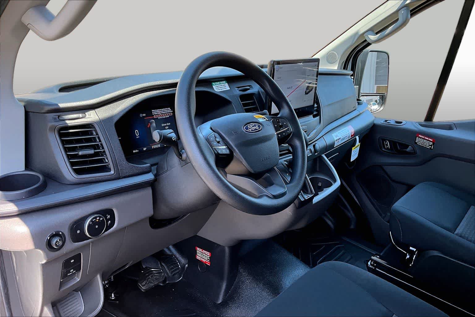 Certified 2026 Ford Transit 250 Low Roof w/ Exterior Upgrade Package RWD image 18