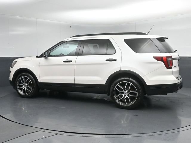 Certified 2018 Ford Explorer Sport AWD/4WD image 5
