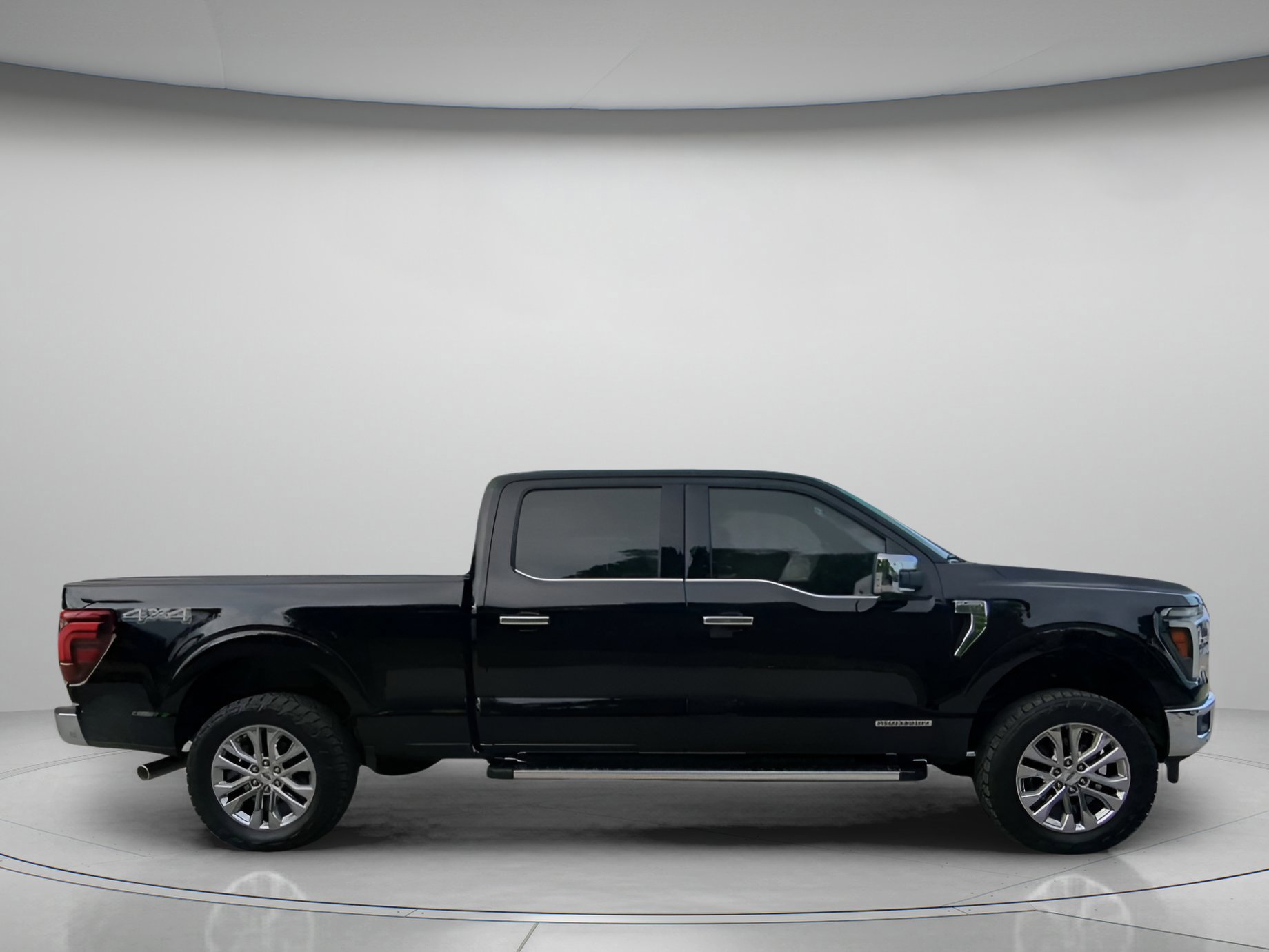 Certified 2025 Ford F150 Lariat w/ Equipment Group 502A High AWD/4WD image 29