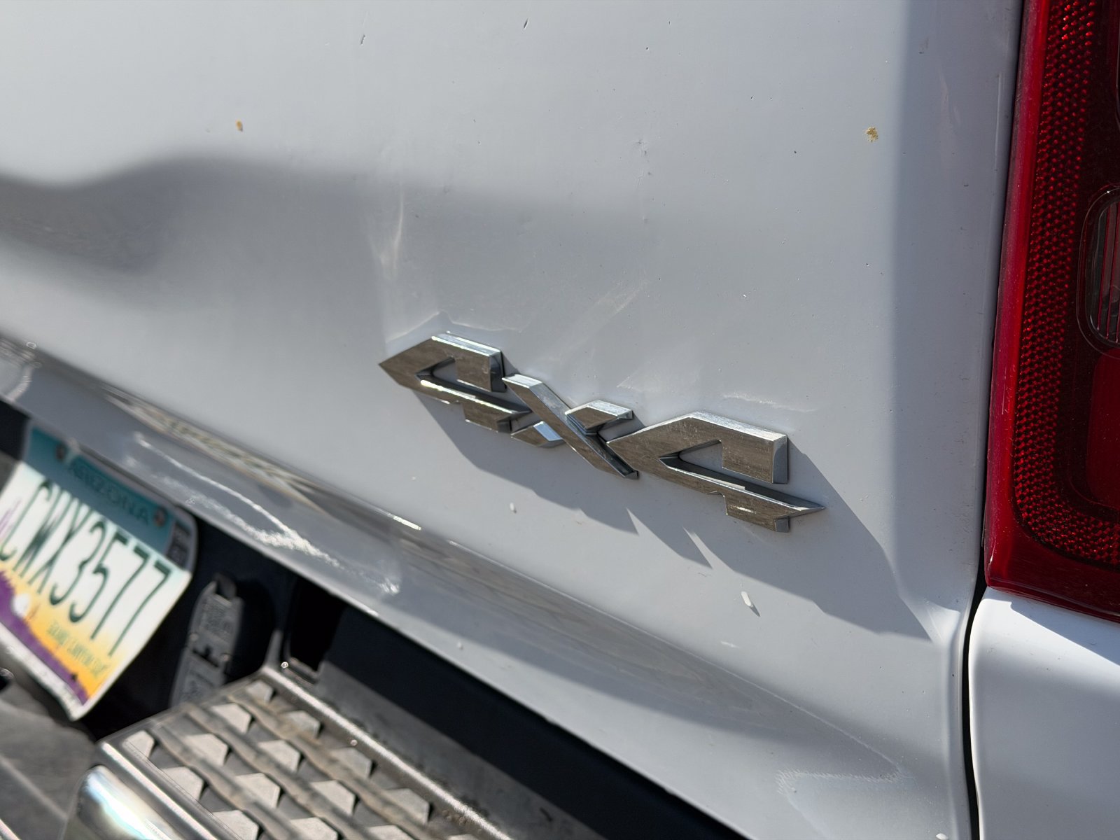 Used 2024 RAM 1500 Laramie AWD/4WD image 6