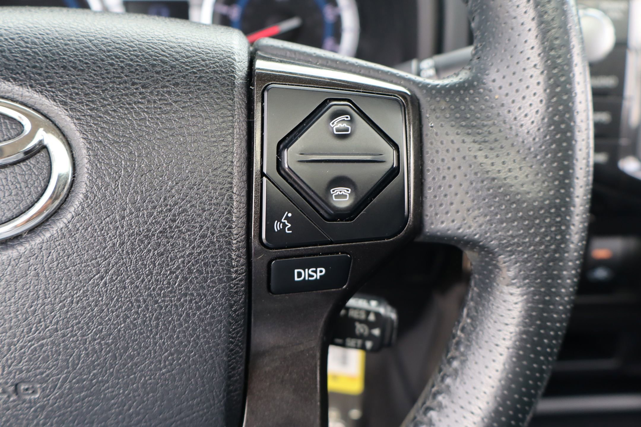 Used 2019 Toyota 4Runner TRD Off-Road Premium AWD/4WD image 16