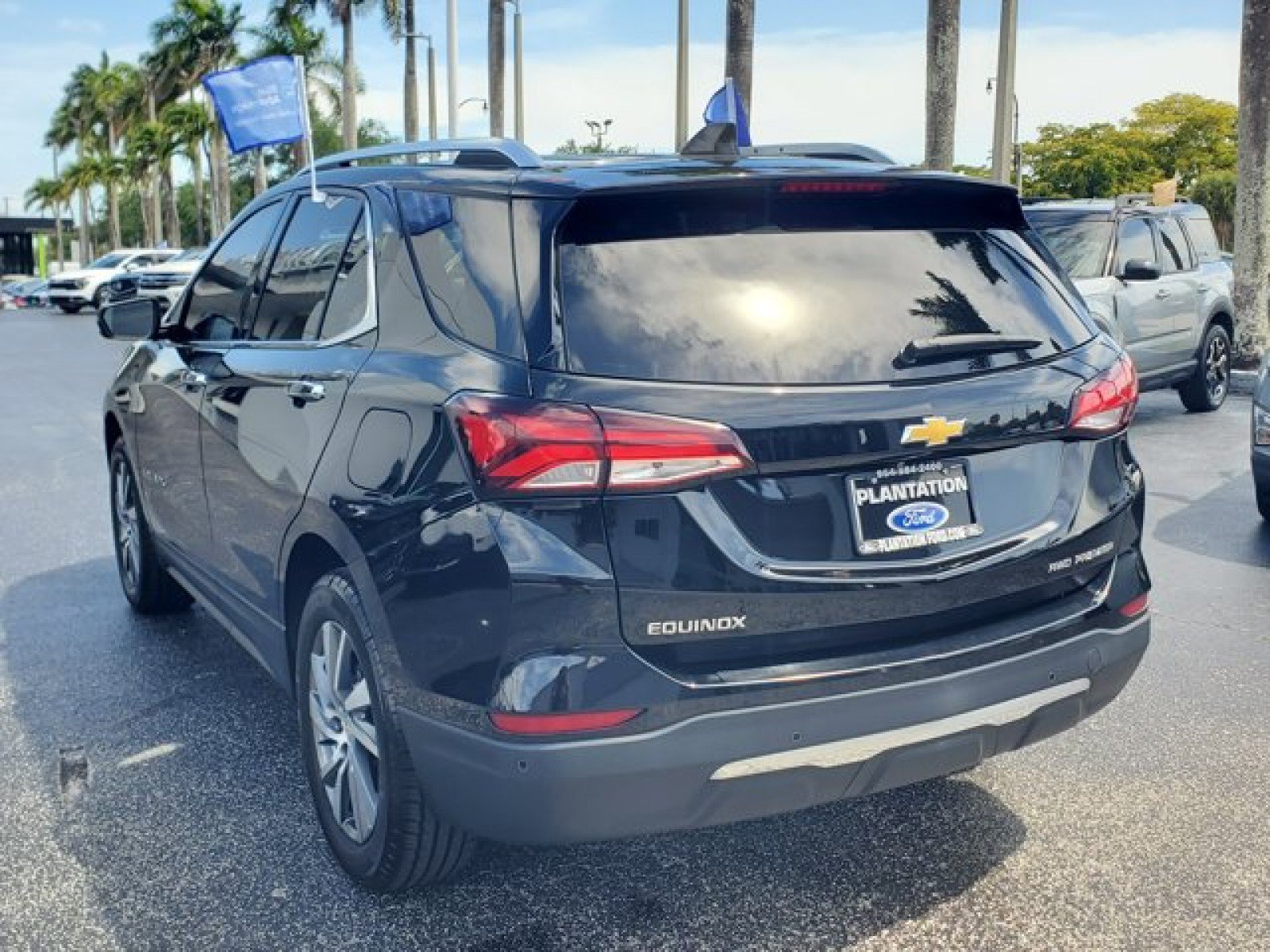 Used 2024 Chevrolet Equinox Premier AWD/4WD image 5