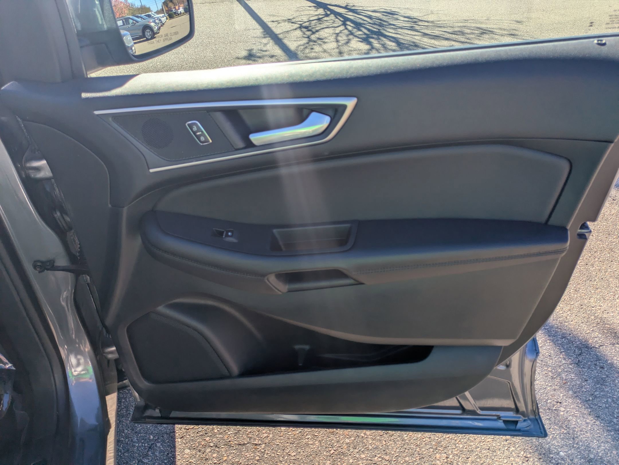 Certified 2024 Ford Edge SEL image 30