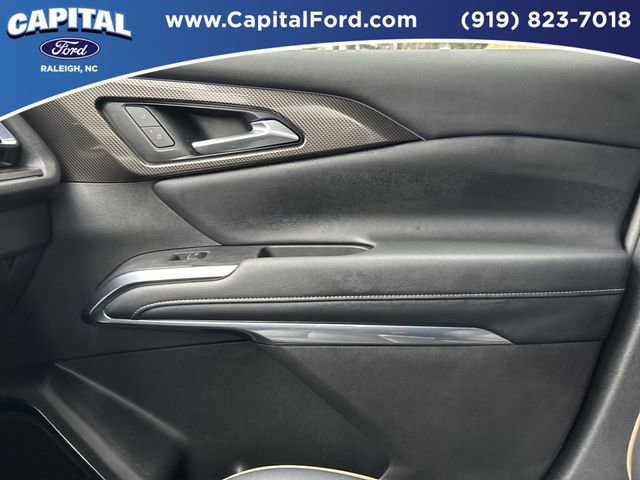 Used 2025 Chevrolet Traverse High Country image 28