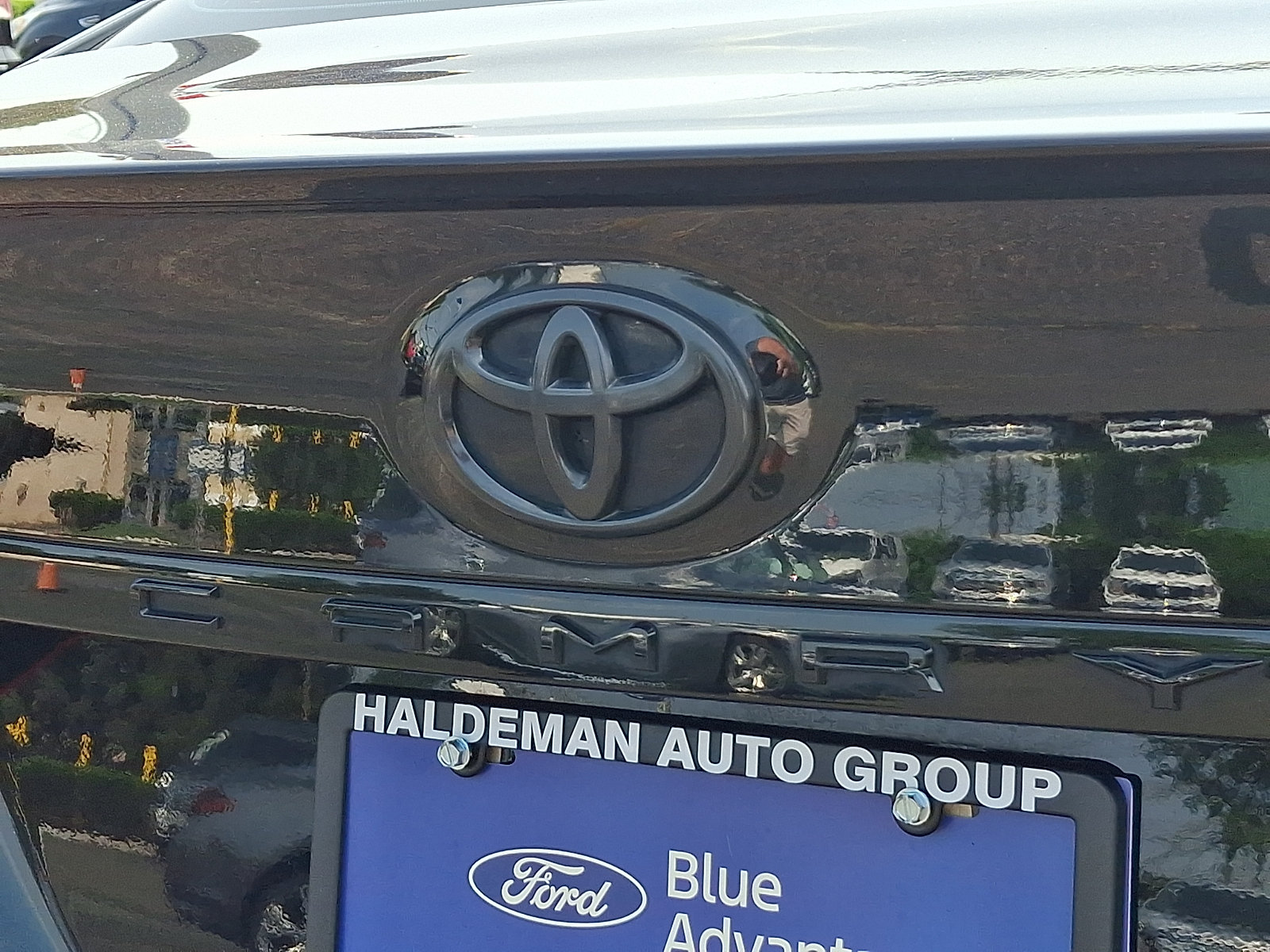 Used 2022 Toyota Camry SE w/ Carpet Mat Package (TMS) FWD image 28