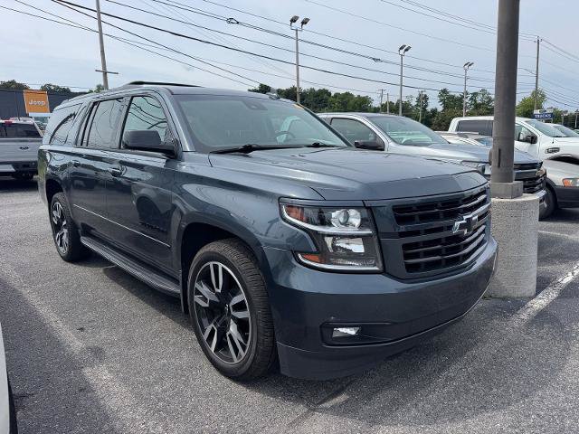Used 2020 Chevrolet Suburban Premier AWD/4WD image 3