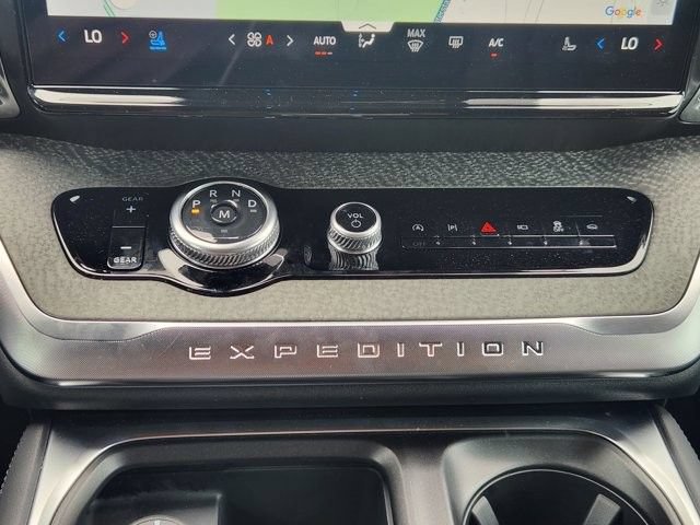 Certified 2026 Ford Expedition Tremor AWD/4WD image 16