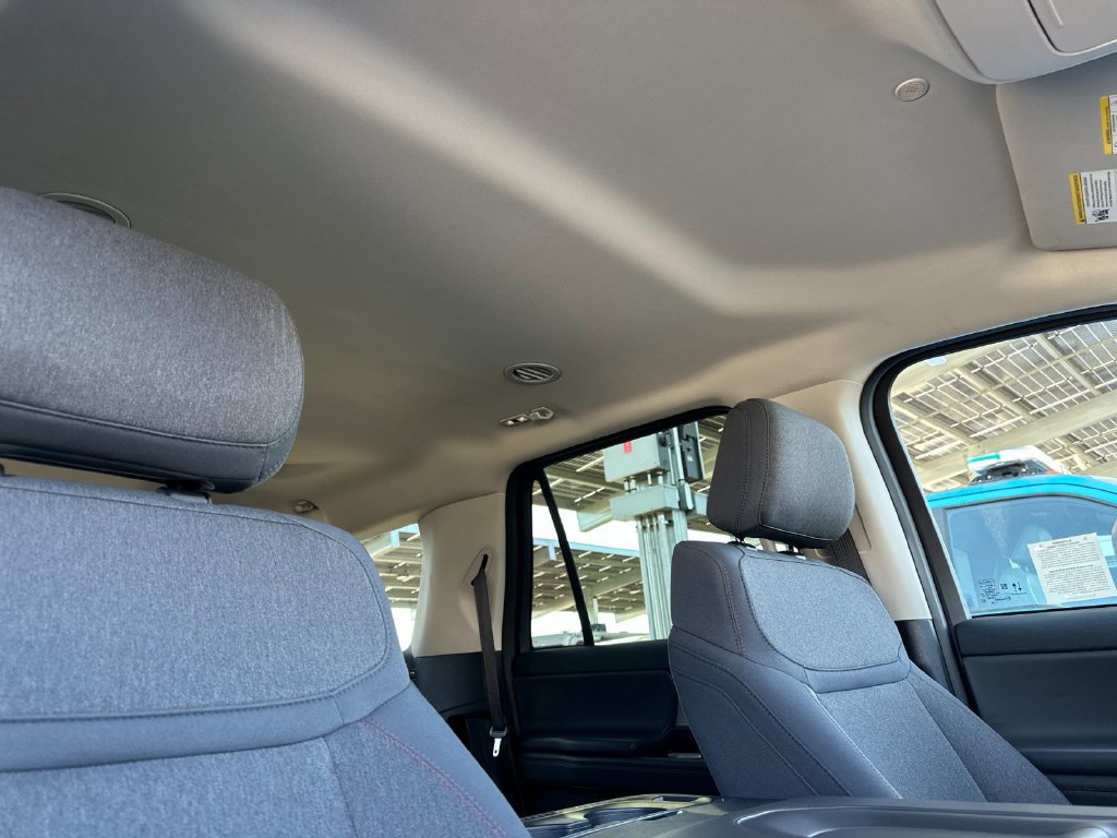 Certified 2025 Ford Expedition Max Active AWD/4WD image 16
