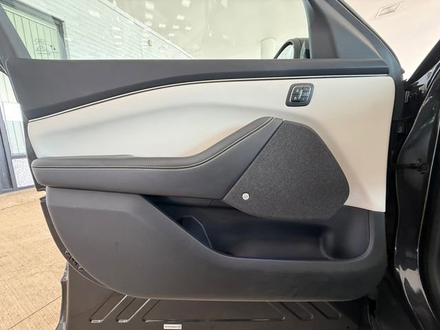 Certified 2022 Ford Mustang Mach-E Premium image 23