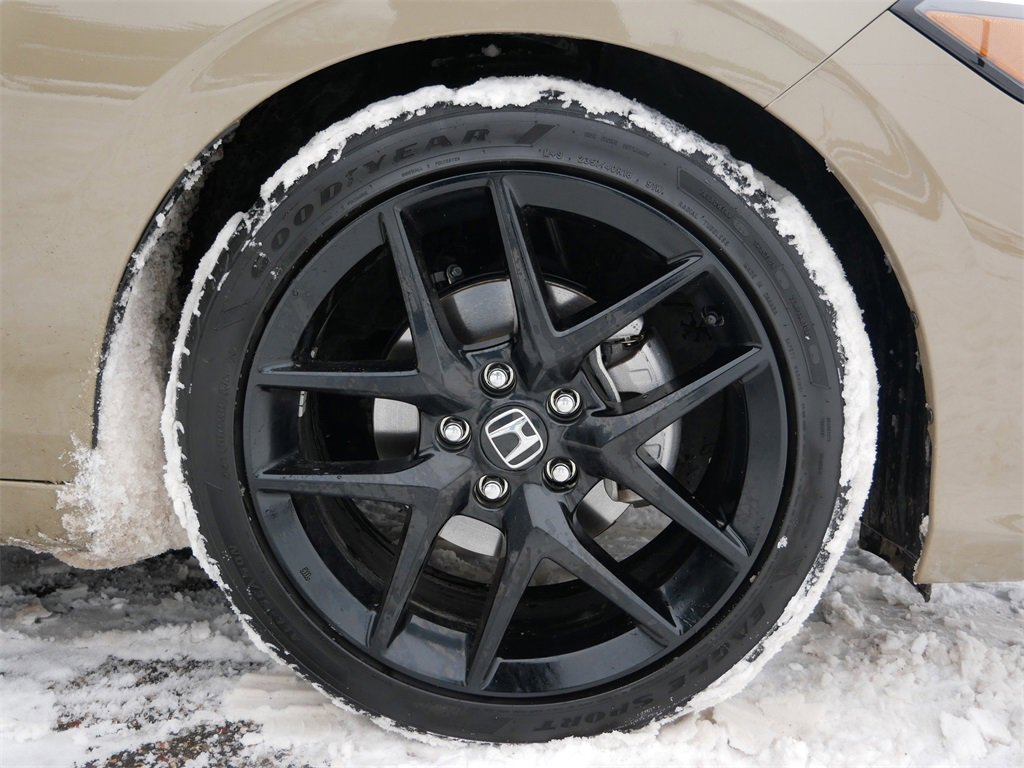 Used 2025 Honda Civic Sport image 7