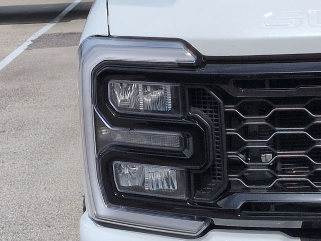 Certified 2025 Ford F250 Lariat w/ Lariat Ultimate Package AWD/4WD image 10