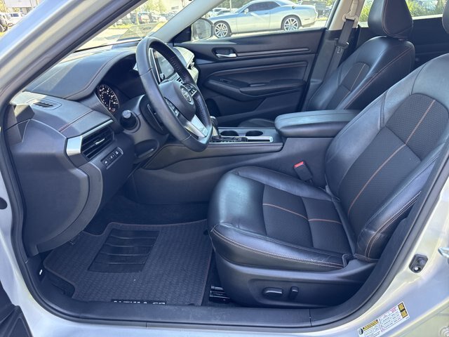 Used 2020 Nissan Altima 2.5 SR FWD image 15