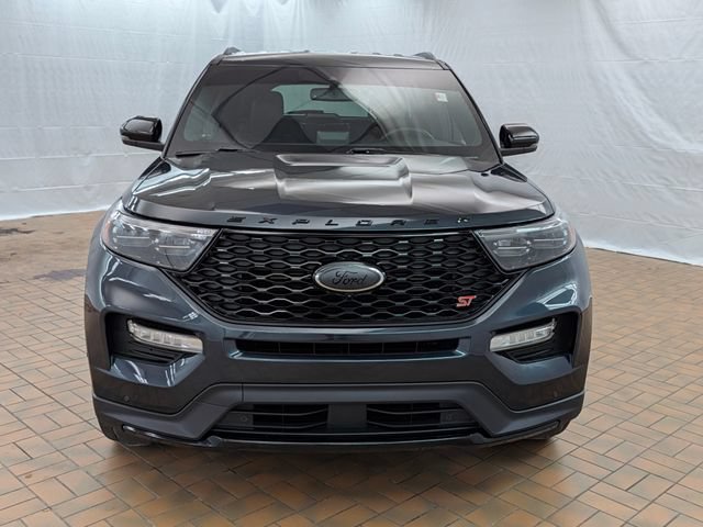 Certified 2022 Ford Explorer ST w/ Equipment Group 401A AWD/4WD image 2