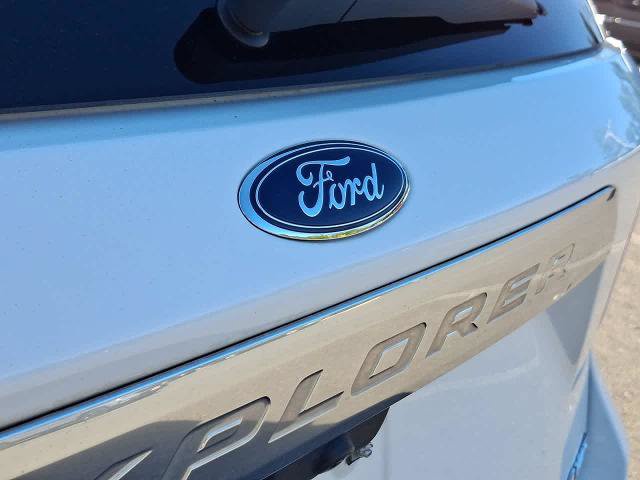 Certified 2023 Ford Explorer Platinum AWD/4WD image 29