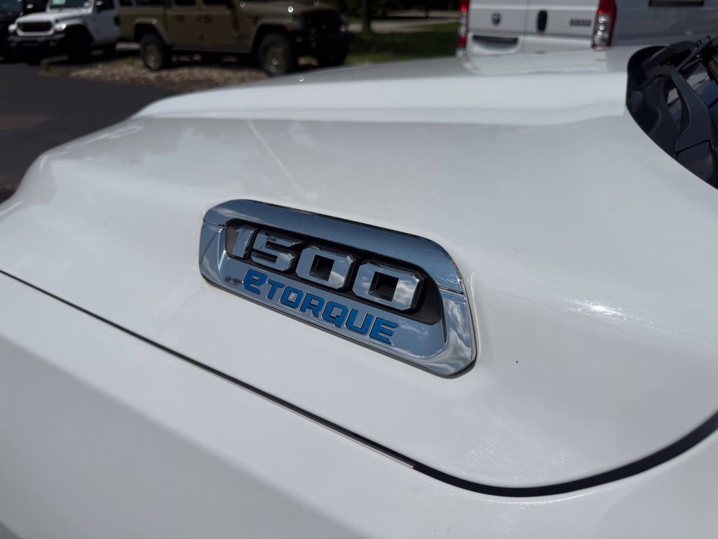 Used 2022 RAM 1500 Big Horn AWD/4WD image 11
