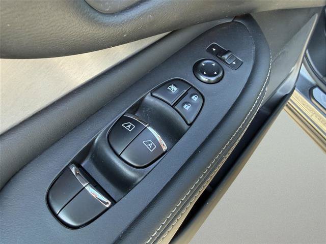 Used 2023 Nissan Murano SL AWD/4WD image 17