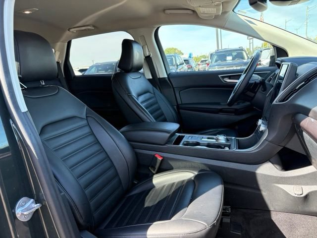 Certified 2024 Ford Edge SEL w/ Convenience Package AWD/4WD image 12