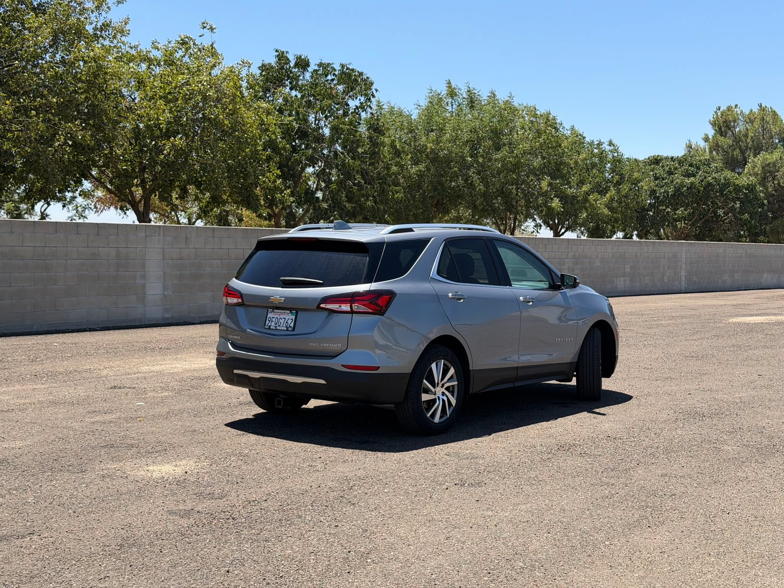 Used 2023 Chevrolet Equinox Premier AWD/4WD video 3