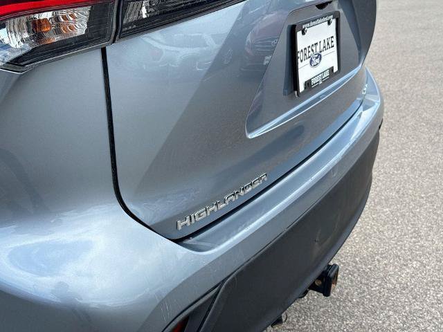 Used 2022 Toyota Highlander XLE FWD image 21