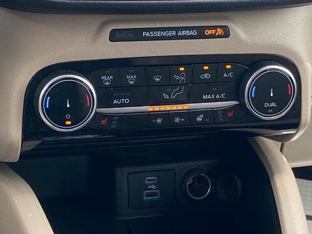 Certified 2022 Ford Escape SEL image 11