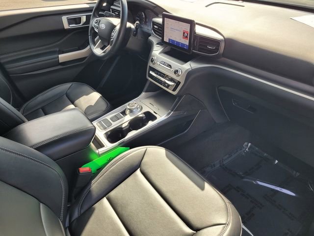 Certified 2022 Ford Explorer XLT w/ Equipment Group 202A RWD image 12